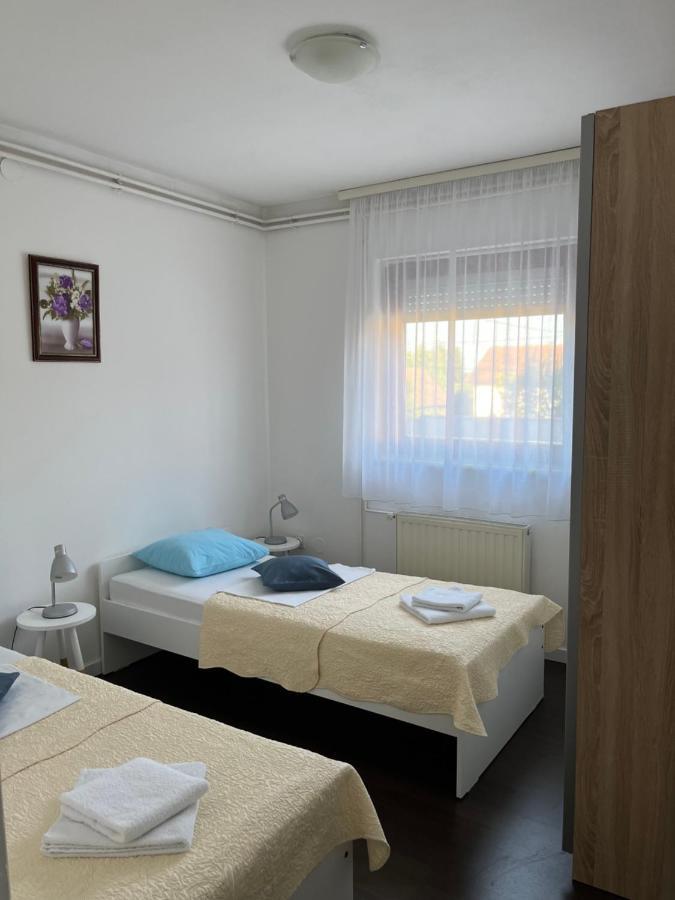 Apartment T&M Zagreb Airport Velika Gorica Exteriör bild