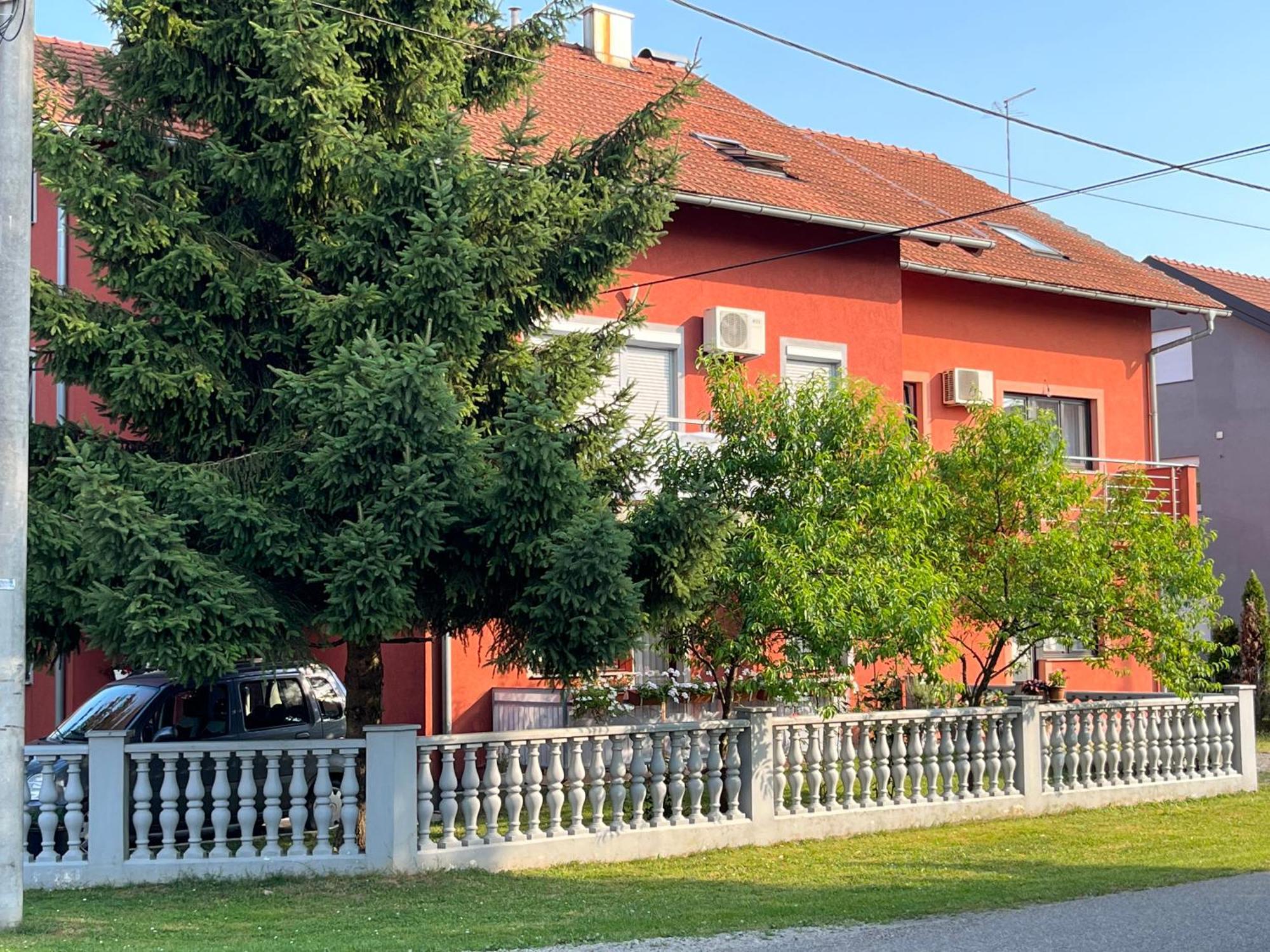 Apartment T&M Zagreb Airport Velika Gorica Exteriör bild